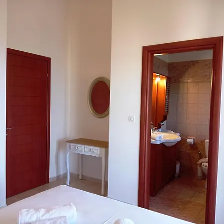 빌라 Katia Tsoukaládhes